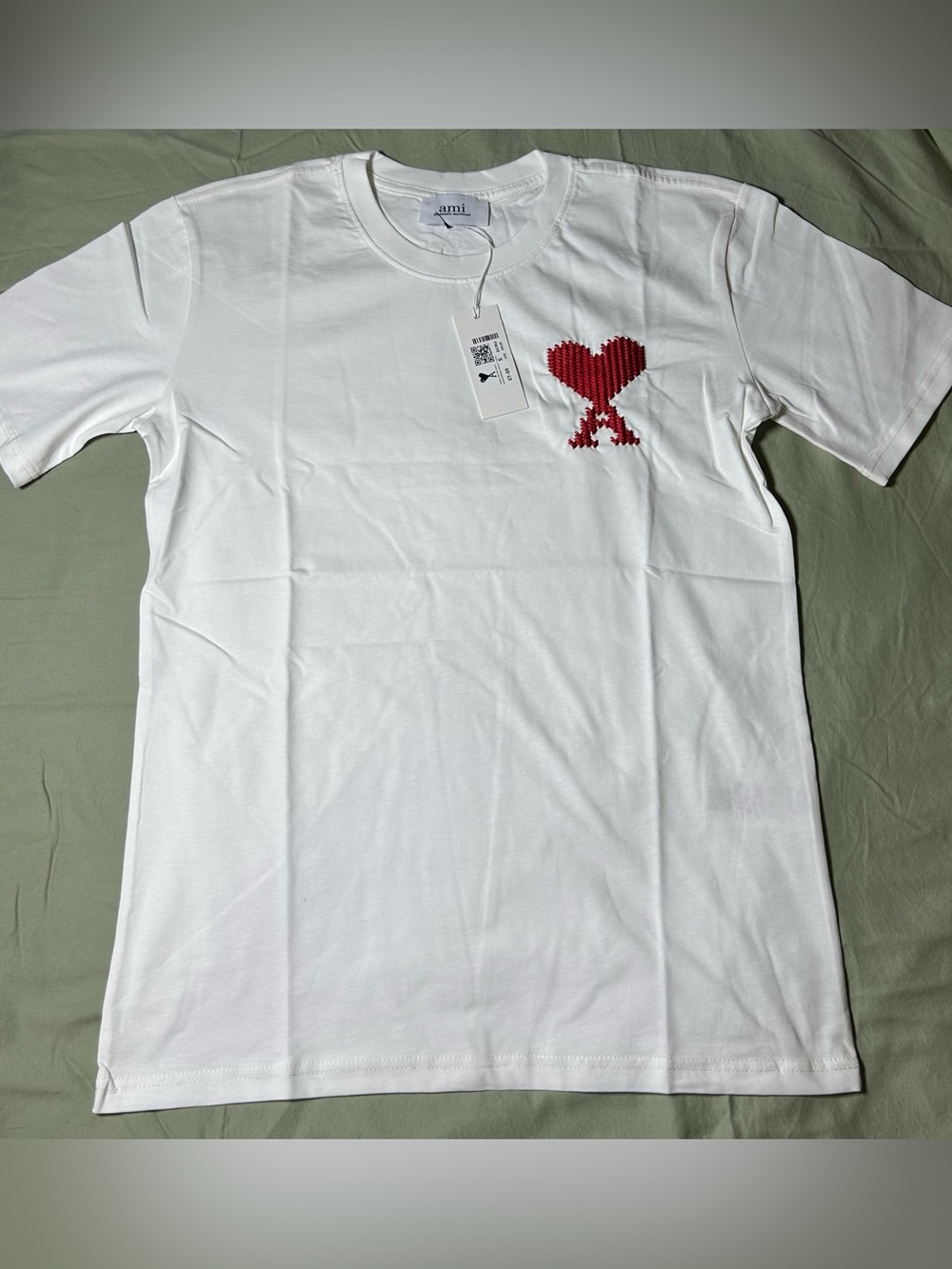 Ami White Crewneck T-Shirt with Red Heart 'A' Logo